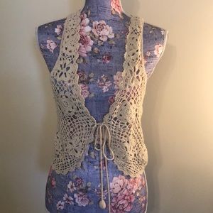 Twenty One Tan Knit Vest Medium